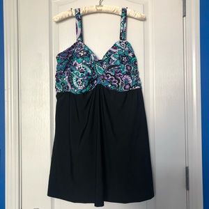 Aqua Couture Plus Skirted Bathing Suit